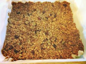 Easy to make healthy granola bars!